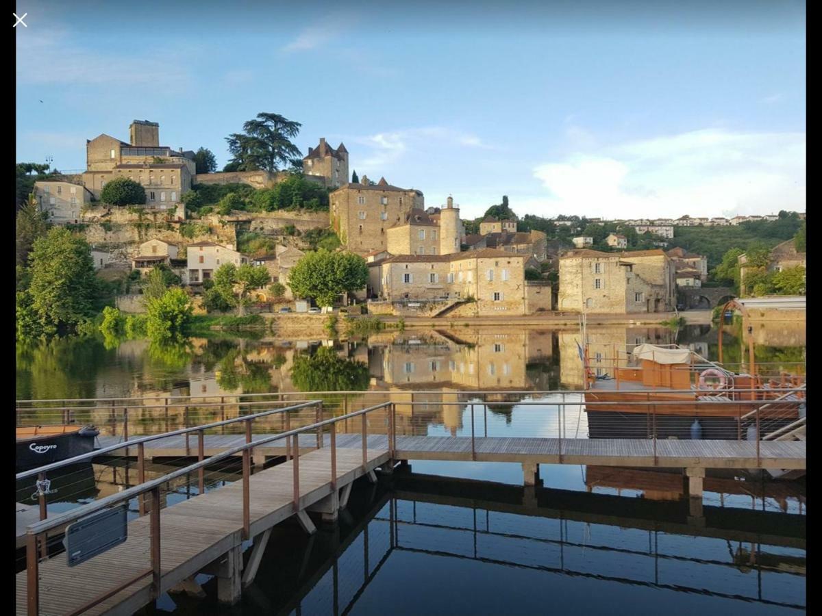 Puy-lʼÉvêqueMaison Delmas住宿加早餐旅馆 外观 照片